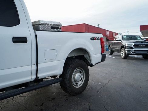 Used 2020 Ford F250 XL w/ Power Equipment Group image 32
