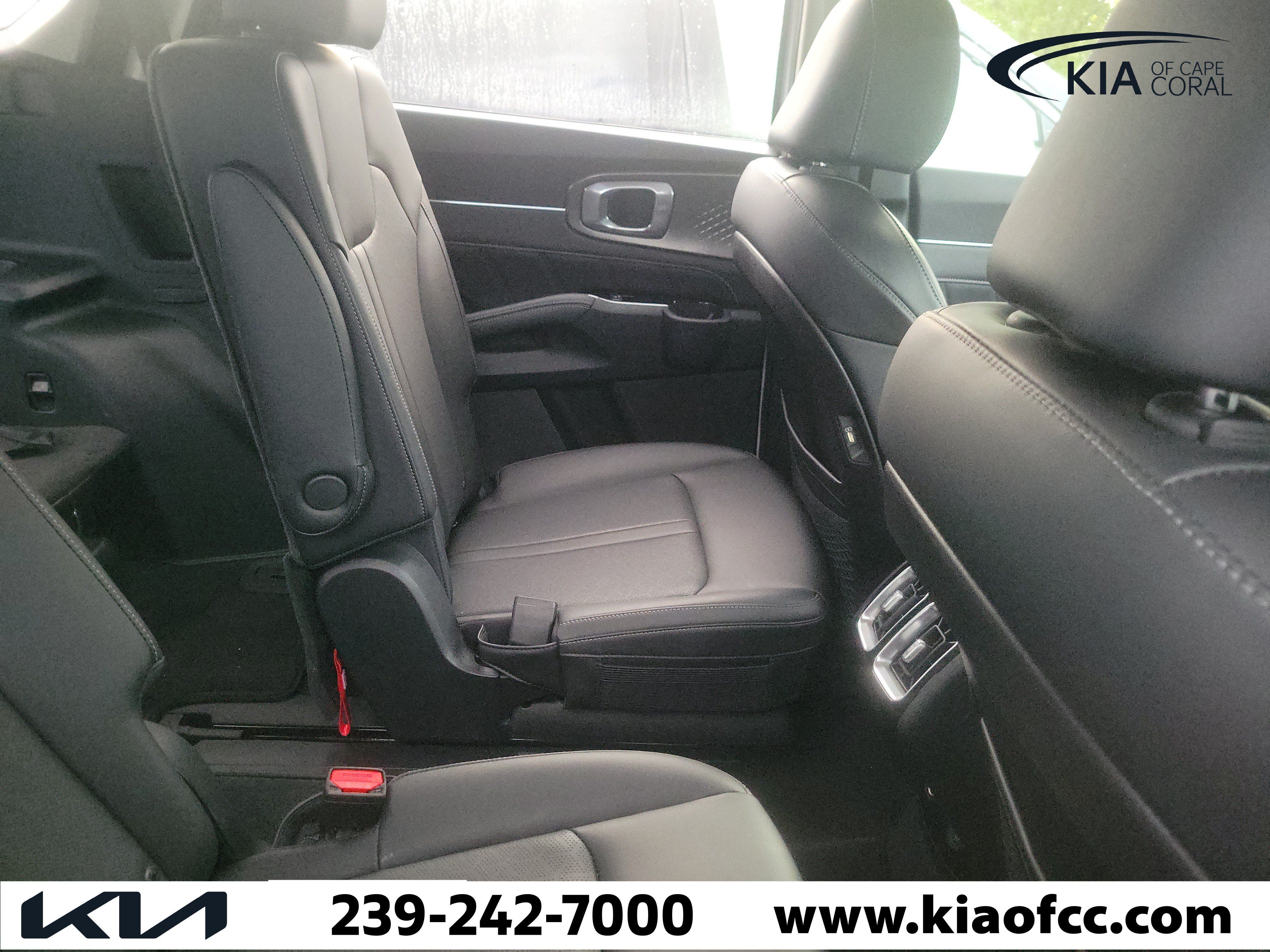 Certified 2023 Kia Sorento SX FWD image 10