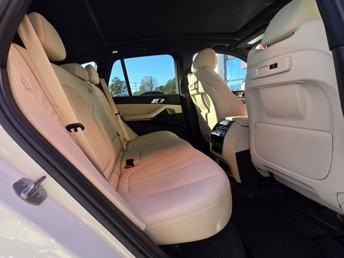 Used 2020 BMW X5 sDrive40i image 17