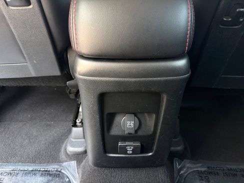 Used 2019 Dodge Journey GT AWD/4WD image 21