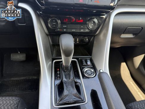 Used 2024 Mitsubishi Eclipse Cross LE AWD/4WD image 11