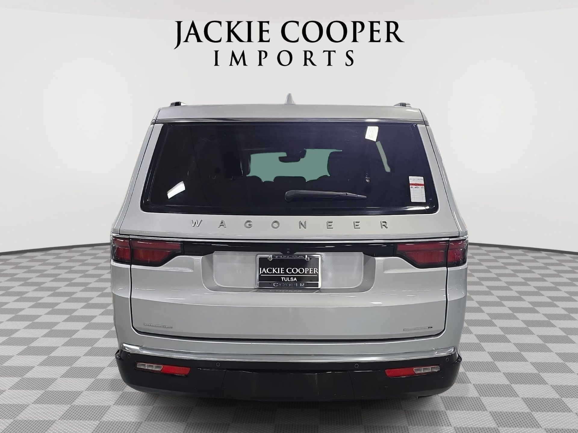 Used 2022 Jeep Wagoneer Series III w/ Premium Group I AWD/4WD image 6