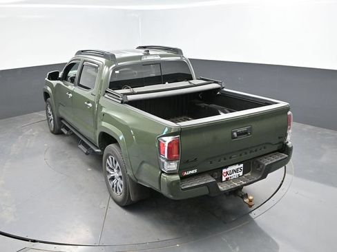 Used 2022 Toyota Tacoma Limited AWD/4WD image 42