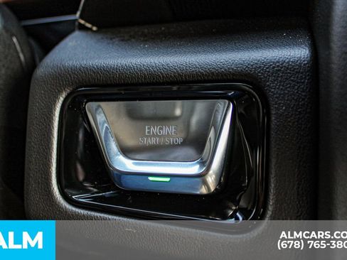 Used 2026 GMC Yukon XL Elevation image 31
