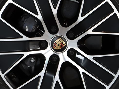 Certified 2023 Porsche Taycan RWD image 13