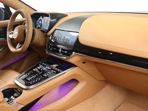 New 2026 Aston Martin DBX 707 image 24