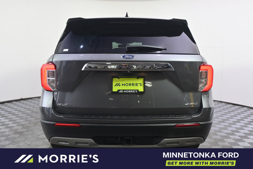 Used 2024 Ford Explorer XLT w/ Equipment Group 202A AWD/4WD image 5