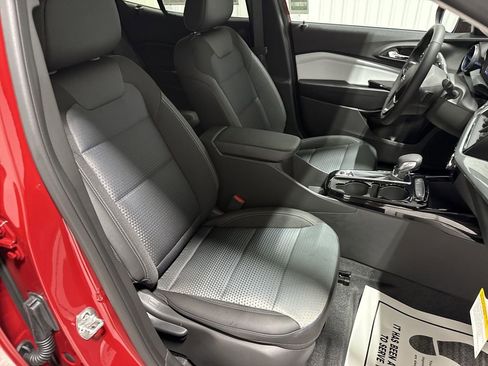 New 2026 Chevrolet Trax LT w/ Driver Confidence Package FWD image 29