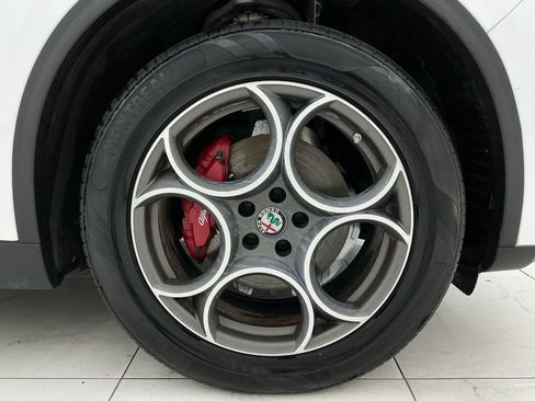 Used 2018 Alfa Romeo Stelvio AWD image 47
