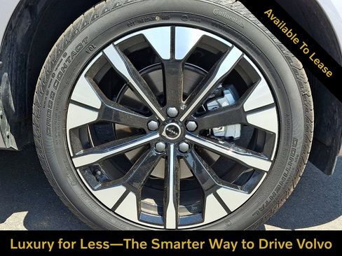 Certified 2026 Volvo XC60 B5 Plus w/ Protection Package Premier AWD/4WD image 9
