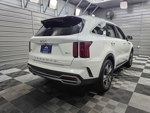 Used 2022 Kia Sorento SX Prestige w/ Panoramic Sunroof Package AWD/4WD image 5