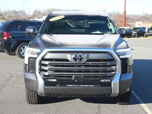 Used 2024 Toyota Tundra Limited image 2