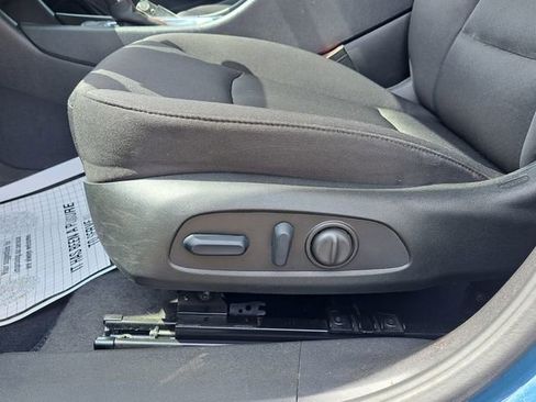 Used 2024 Chevrolet Malibu RS image 8