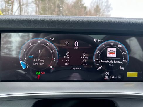 New 2026 Volkswagen Tiguan SE image 8