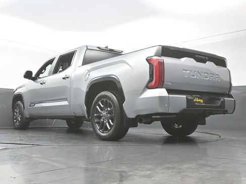 Used 2022 Toyota Tundra Platinum w/ Advanced Package AWD/4WD image 43