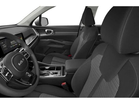 Certified 2026 Kia Sorento LX FWD image 6