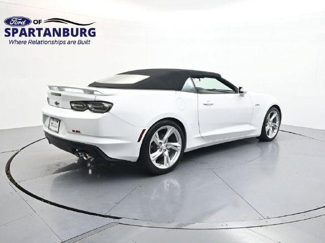 Used 2023 Chevrolet Camaro LT RWD image 7