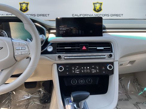 Used 2026 Genesis G70 2.5T Prestige RWD image 13