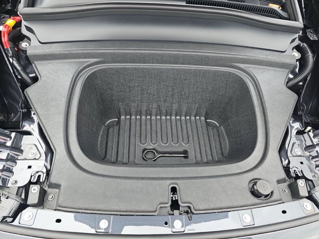Used 2026 Tesla Model Y AWD image 22