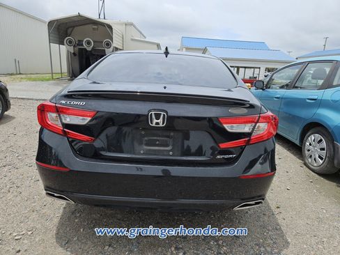 Used 2019 Honda Accord Sport image 8