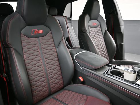 Used 2025 Audi RS Q8 performance w/ RS Design Package - Red AWD/4WD image 13