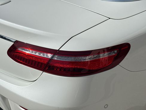 Used 2019 Mercedes-Benz E 450 Cabriolet image 27