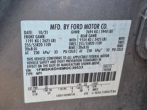Certified 2021 Ford Explorer XLT w/ Equipment Group 202A AWD/4WD image 18