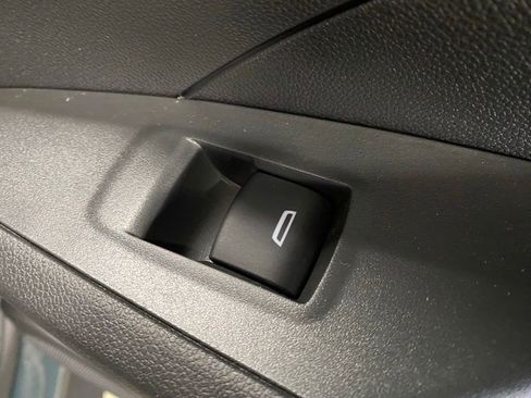 New 2026 Chevrolet Trax LT FWD image 31