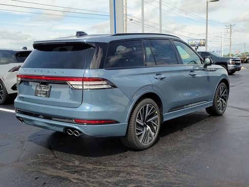 New 2026 Lincoln Aviator Black Label w/ Jet Appearance Package AWD/4WD image 4