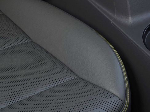 New 2025 Chevrolet Colorado ZR2 w/ Technology Package image 21