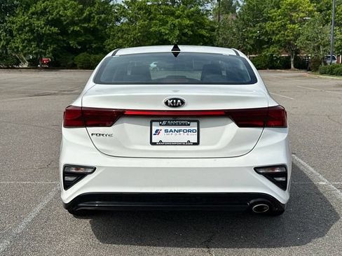 Used 2020 Kia Forte LXS FWD image 4