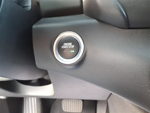 Used 2024 GMC Terrain AT4 image 30