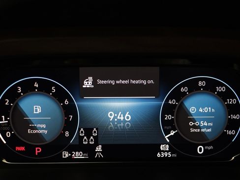 Used 2025 Volkswagen Atlas SE w/ Panoramic Sunroof Package image 8