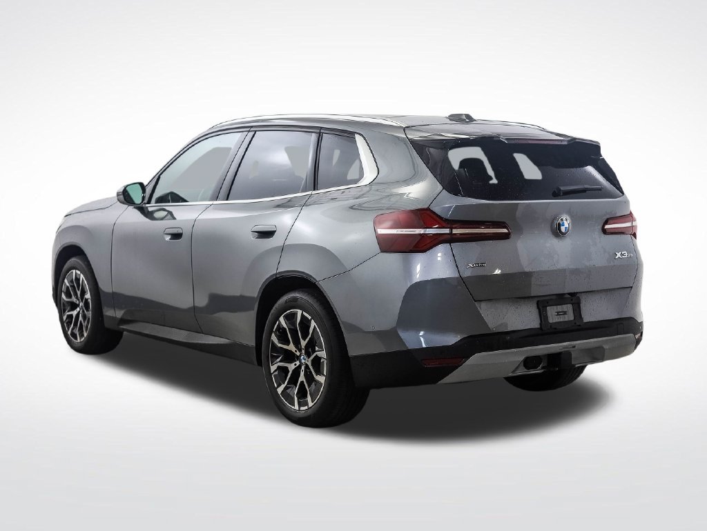 Used 2026 BMW X3 xDrive30i w/ Premium Package AWD/4WD image 3