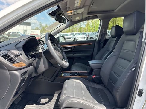 Used 2020 Honda CR-V Touring image 9