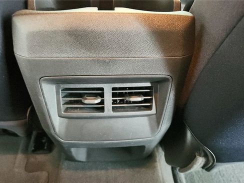 Used 2025 Chevrolet Colorado Trail Boss AWD/4WD image 15