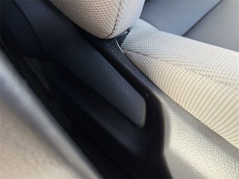 Certified 2025 Toyota Corolla LE image 27