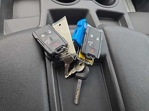 Used 2022 Chevrolet Silverado 2500 W/T w/ WT Convenience Package image 19