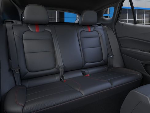 New 2026 Chevrolet Trax RS w/ Sunroof Package image 17