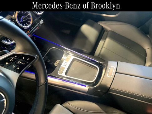 Used 2025 Mercedes-Benz GLA 250 4MATIC image 16