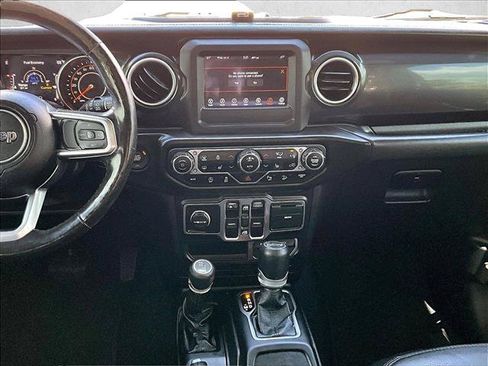 Used 2020 Jeep Wrangler Unlimited Sahara AWD/4WD image 8