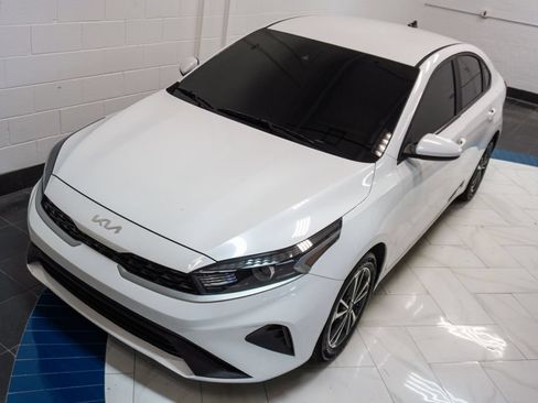 Used 2024 Kia Forte LXS FWD image 34