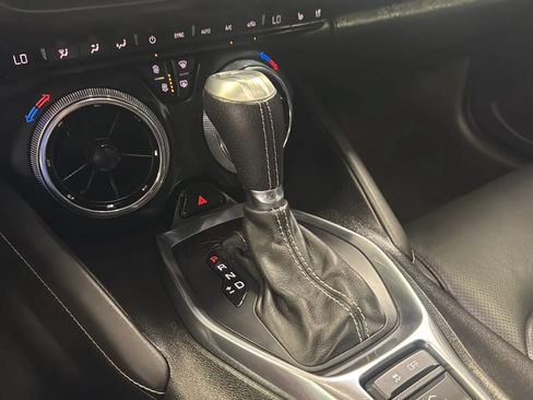 Used 2016 Chevrolet Camaro SS RWD image 17