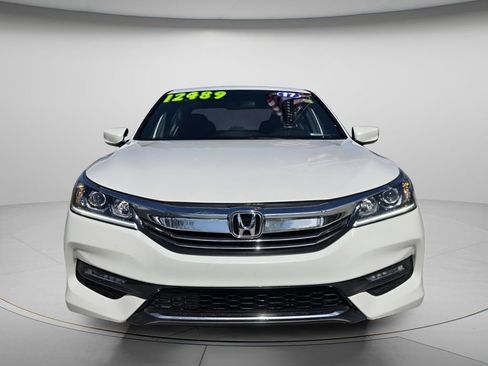 Used 2017 Honda Accord Sport Special Edition image 4