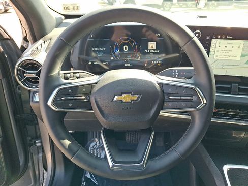 Used 2026 Chevrolet Equinox LT w/ Convenience Package II image 20