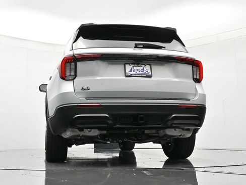 New 2026 Ford Explorer ST-Line w/ ST-Line Street Pack RWD image 44