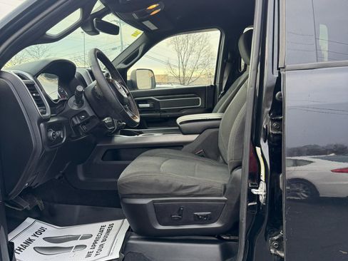 Used 2019 RAM 2500 Big Horn image 15