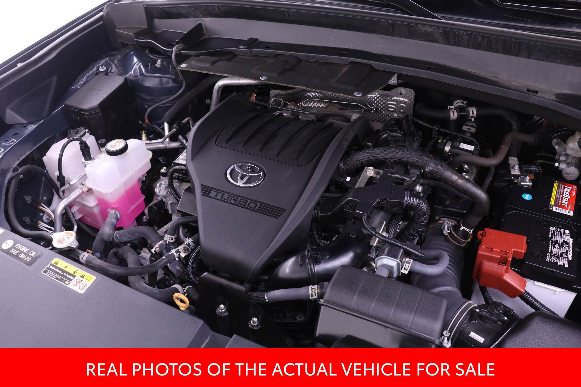 Used 2024 Toyota Grand Highlander AWD image 17