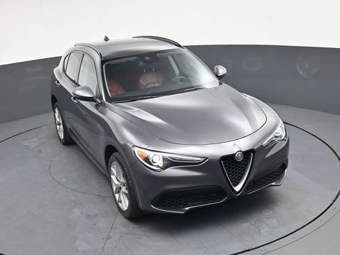 Used 2018 Alfa Romeo Stelvio Sport w/ Quick Order Package 22J Sport image 26