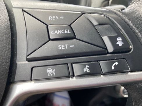 Used 2023 Nissan Kicks SV FWD image 28